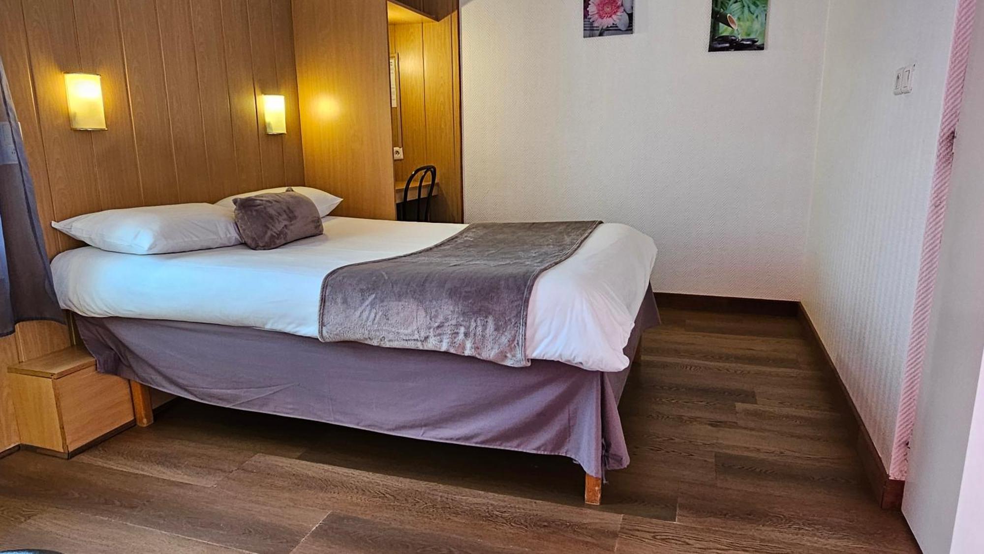 Brit Hotel Essentiel Pau ليسكار المظهر الخارجي الصورة