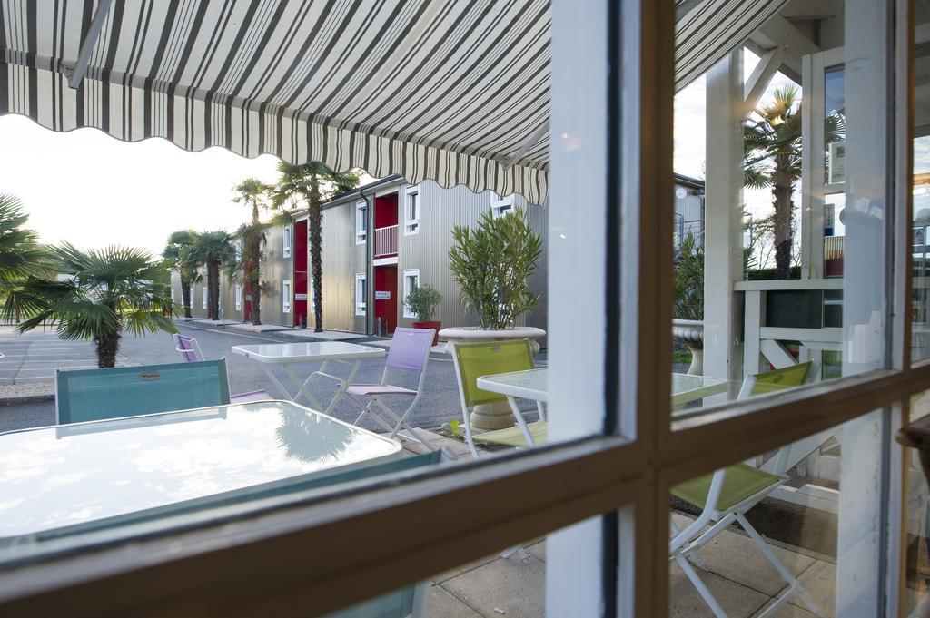 Brit Hotel Essentiel Pau ليسكار المظهر الخارجي الصورة